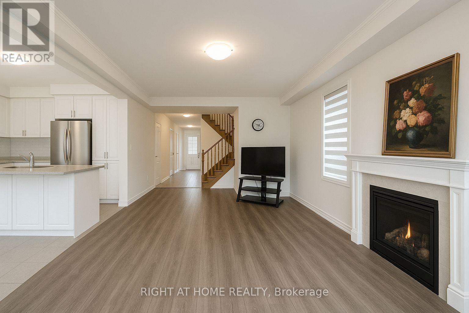 21 Trailbank Gardens, Hamilton, Ontario  L8B 1Z3 - Photo 9 - X12934030