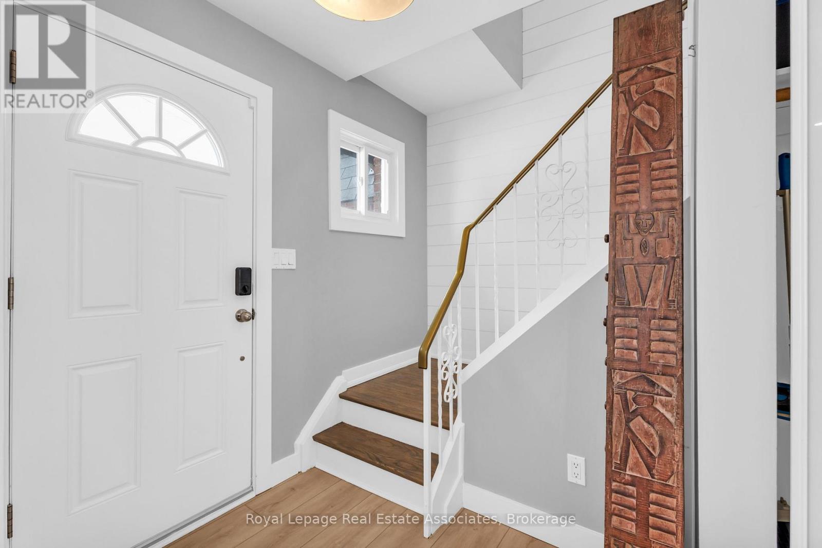 112 Susan Street, Shelburne, Ontario  L9V 2W7 - Photo 15 - X12934042