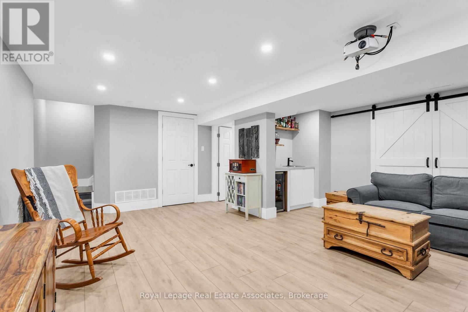 112 Susan Street, Shelburne, Ontario  L9V 2W7 - Photo 27 - X12934042