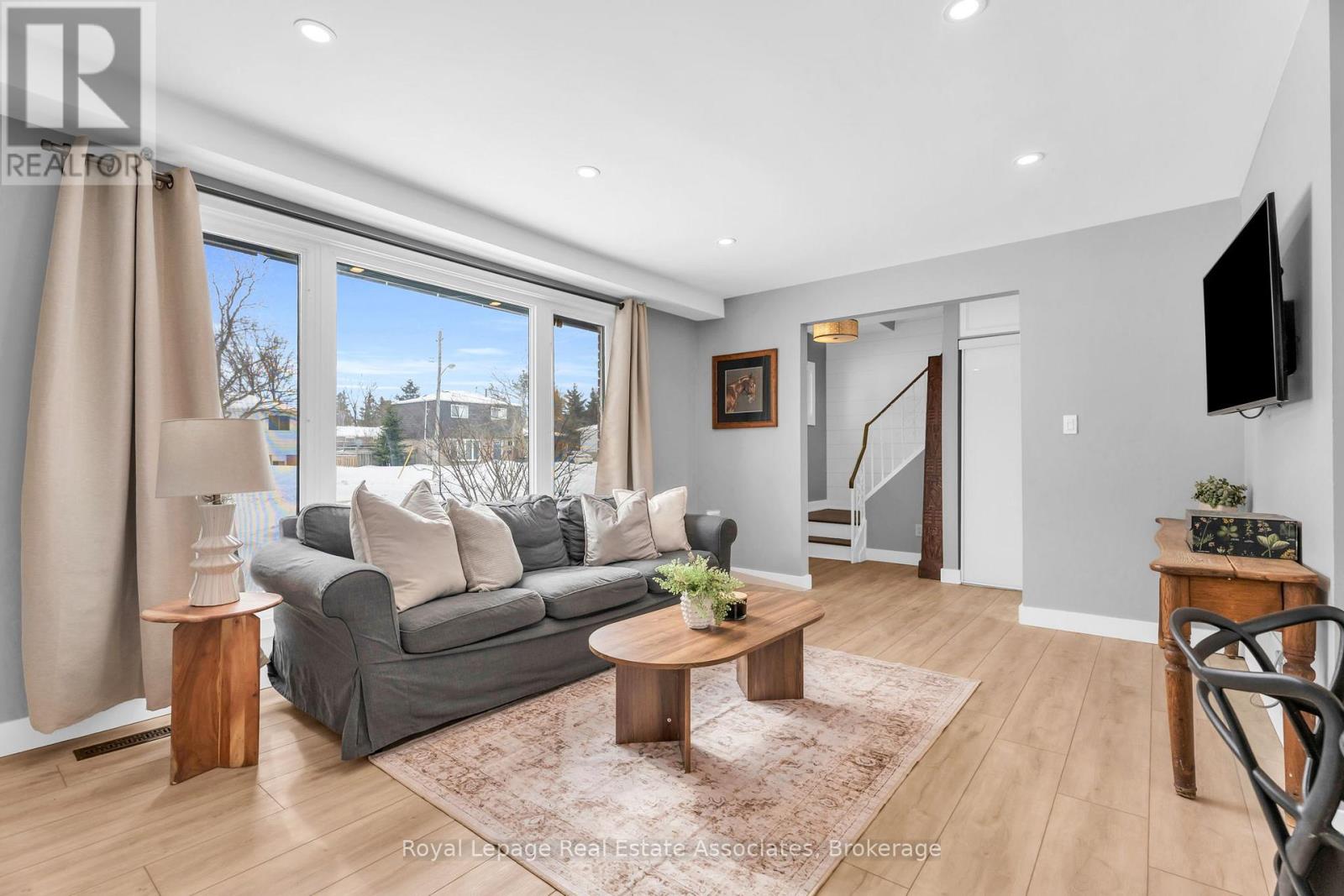 112 Susan Street, Shelburne, Ontario  L9V 2W7 - Photo 7 - X12934042