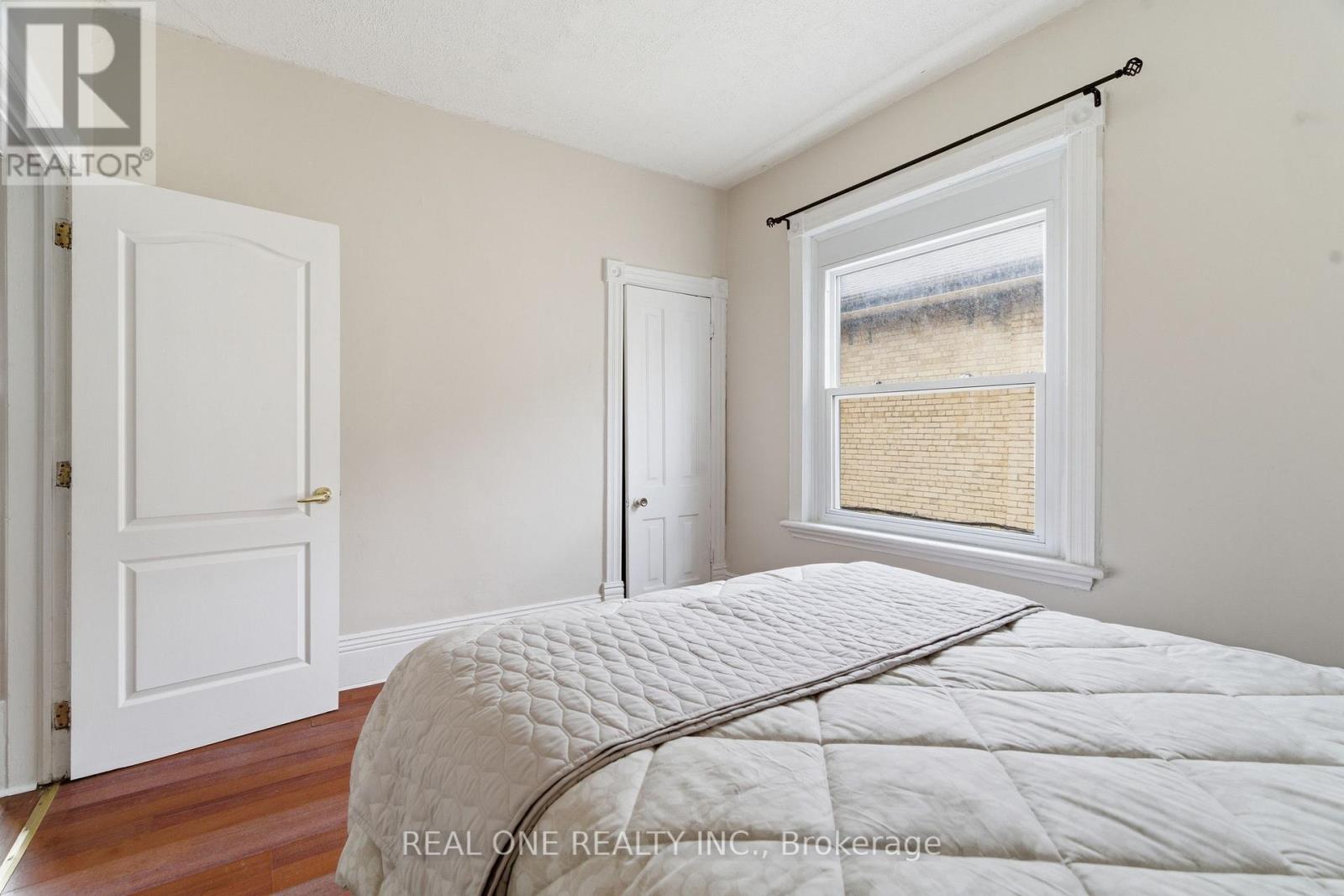 Upper - 162 Darling Street, Brantford, Ontario  N3S 3W6 - Photo 11 - X12934076