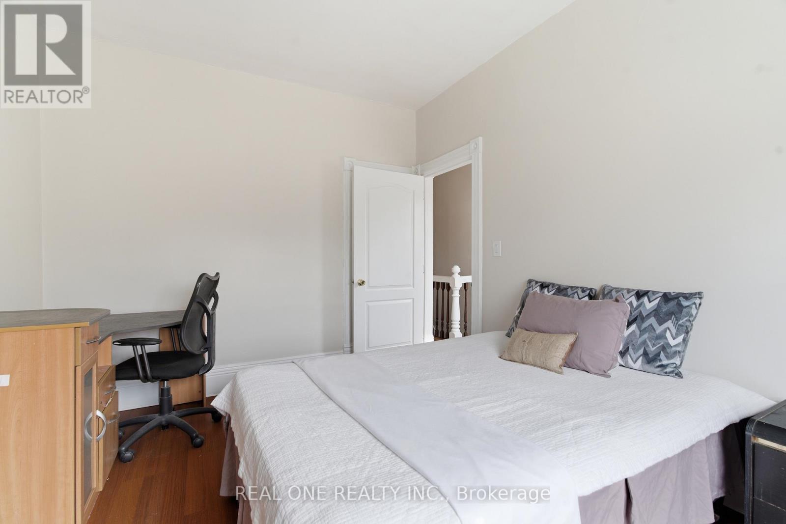 Upper - 162 Darling Street, Brantford, Ontario  N3S 3W6 - Photo 13 - X12934076