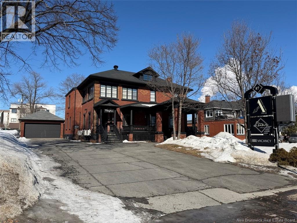 87 De L'Église Street, Edmundston, New Brunswick  E3V 1J6 - Photo 1 - NB135789
