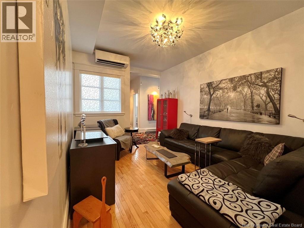 87 De L'Église Street, Edmundston, New Brunswick  E3V 1J6 - Photo 4 - NB135789