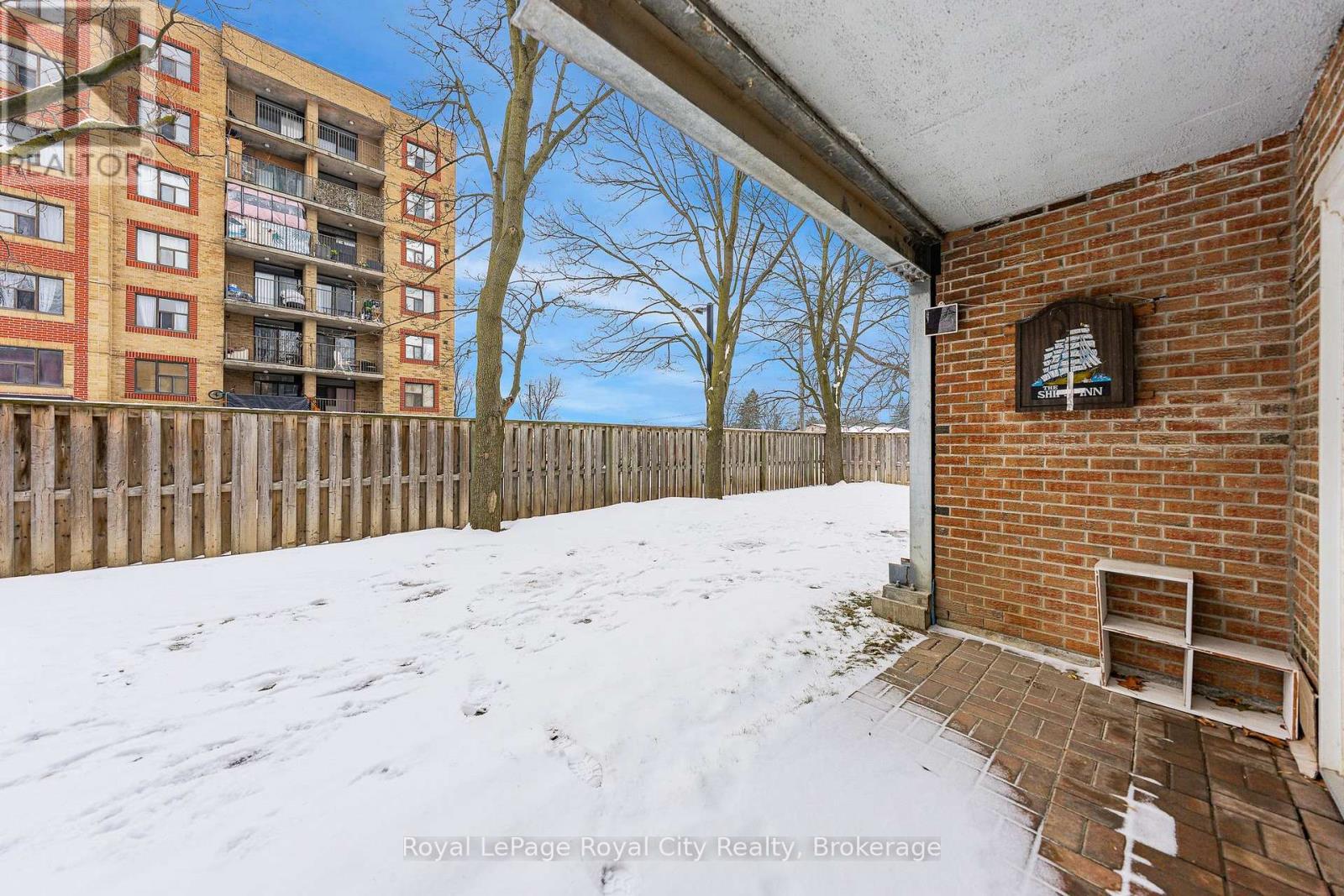 102 - 234 Willow Road, Guelph, Ontario  N1H 7C6 - Photo 3 - X12676994