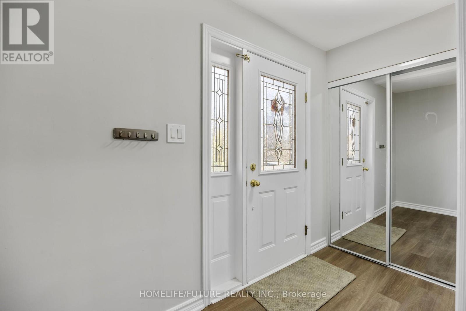 22 Hawkridge Avenue, Markham, Ontario  L3P 1V7 - Photo 5 - N12840394