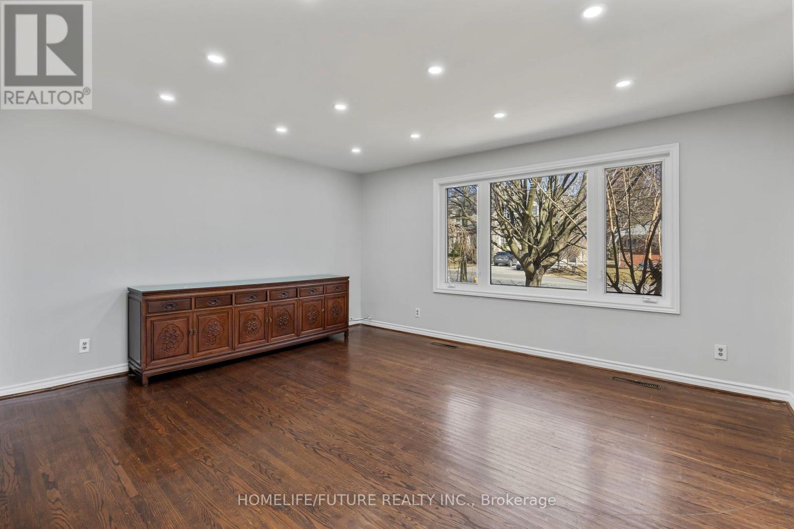 22 Hawkridge Avenue, Markham, Ontario  L3P 1V7 - Photo 6 - N12840394