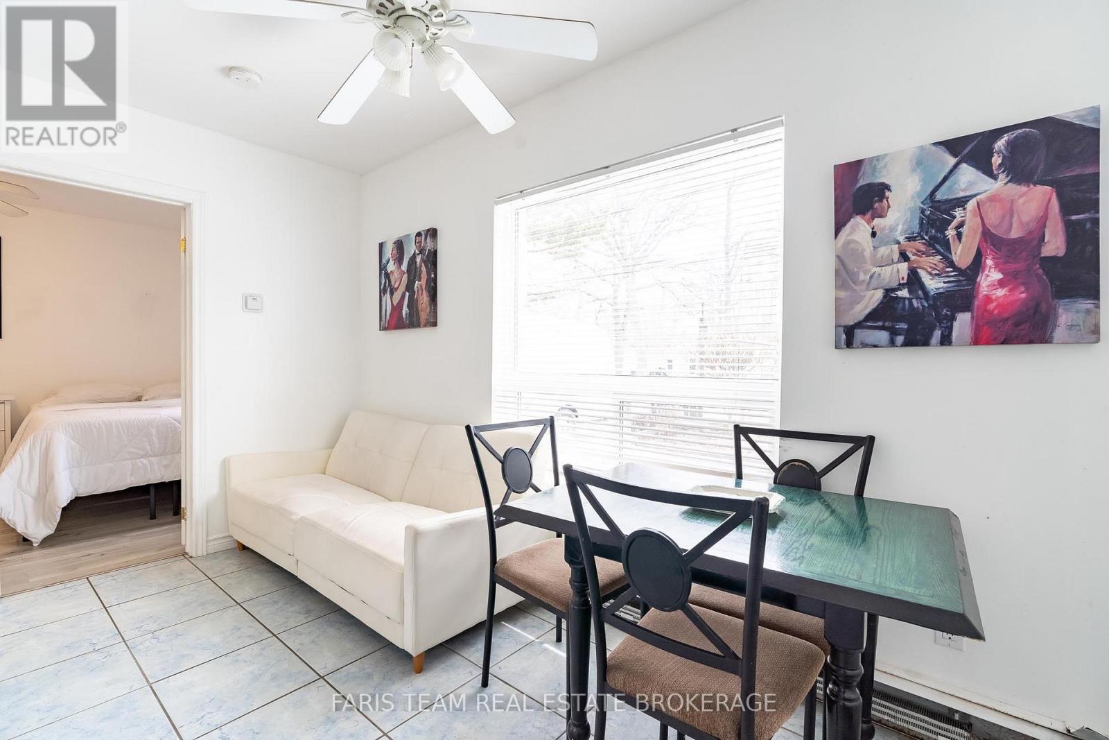 60 River Avenue Crescent, Wasaga Beach, Ontario  L9Z 2K6 - Photo 29 - S12927688