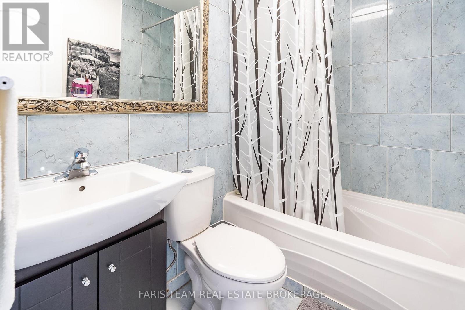 60 River Avenue Crescent, Wasaga Beach, Ontario  L9Z 2K6 - Photo 31 - S12927688