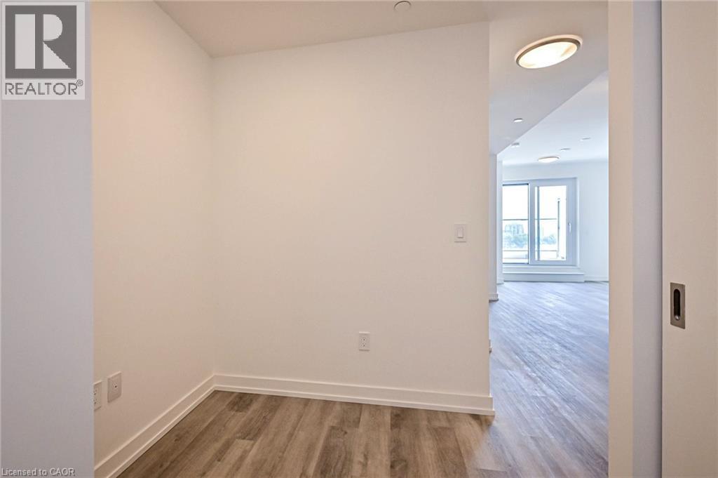 15 Wellington Street S Unit# 404, Kitchener, Ontario  N2G 0E4 - Photo 15 - 40815701