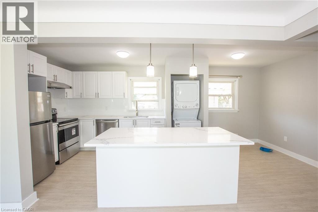 21 Brisbane Glen Unit# Main, St. Catharines, Ontario  L2N 3L1 - Photo 5 - 40815516