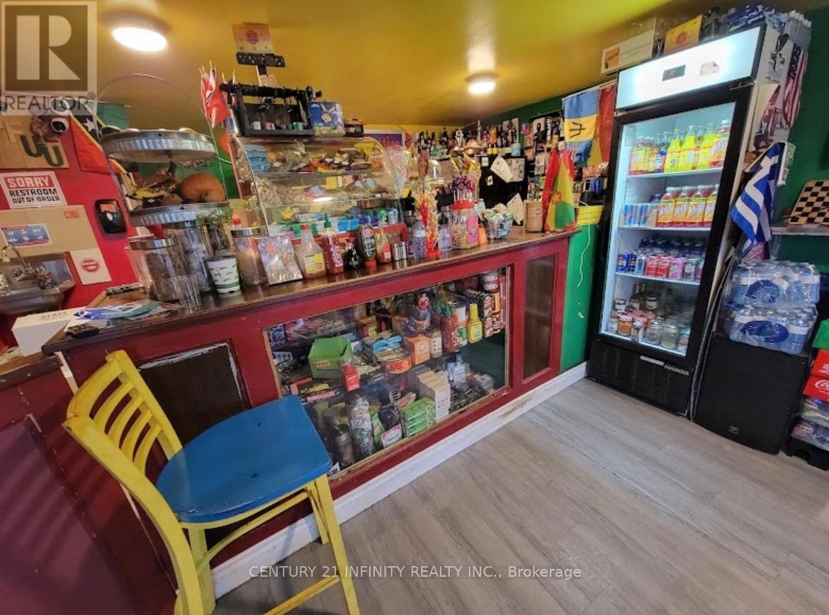 5 John Street W, Oshawa, Ontario  L1H 1W8 - Photo 2 - E12934144