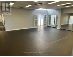 209 - 323 KERR STREET, Oakville, Ontario