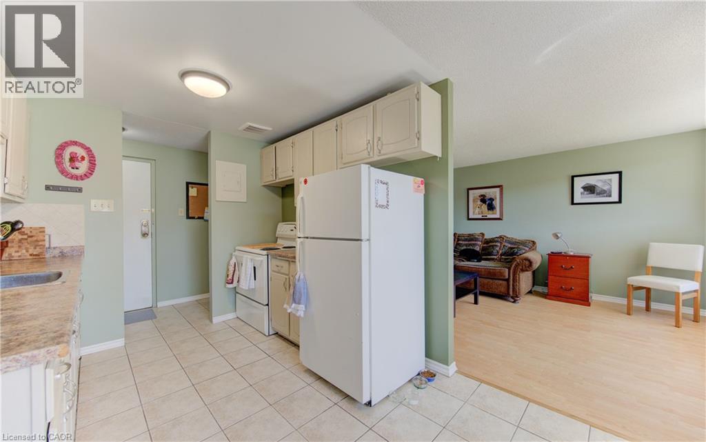 4 Avalon Place Unit# 106, Kitchener, Ontario  N2M 4N6 - Photo 16 - 40810712