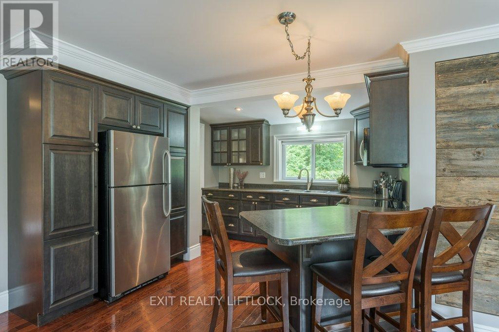 12 Cumberland Street, Port Hope, Ontario  L1A 1Z5 - Photo 11 - X12934094