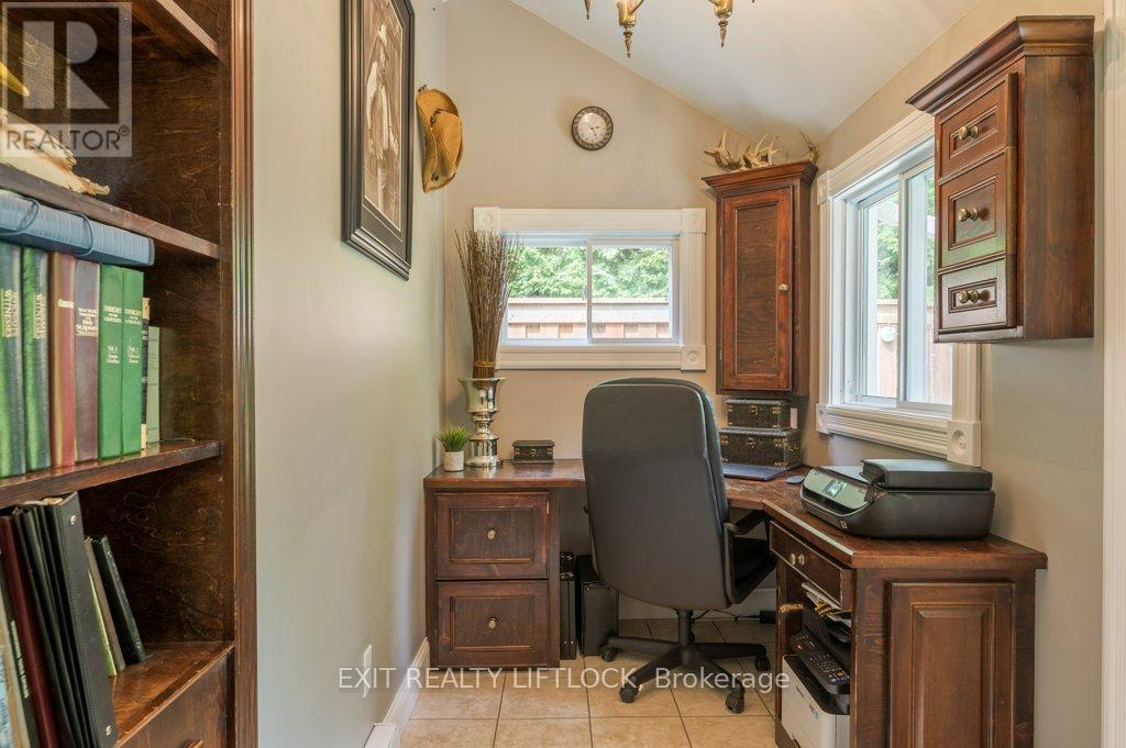 12 Cumberland Street, Port Hope, Ontario  L1A 1Z5 - Photo 23 - X12934094