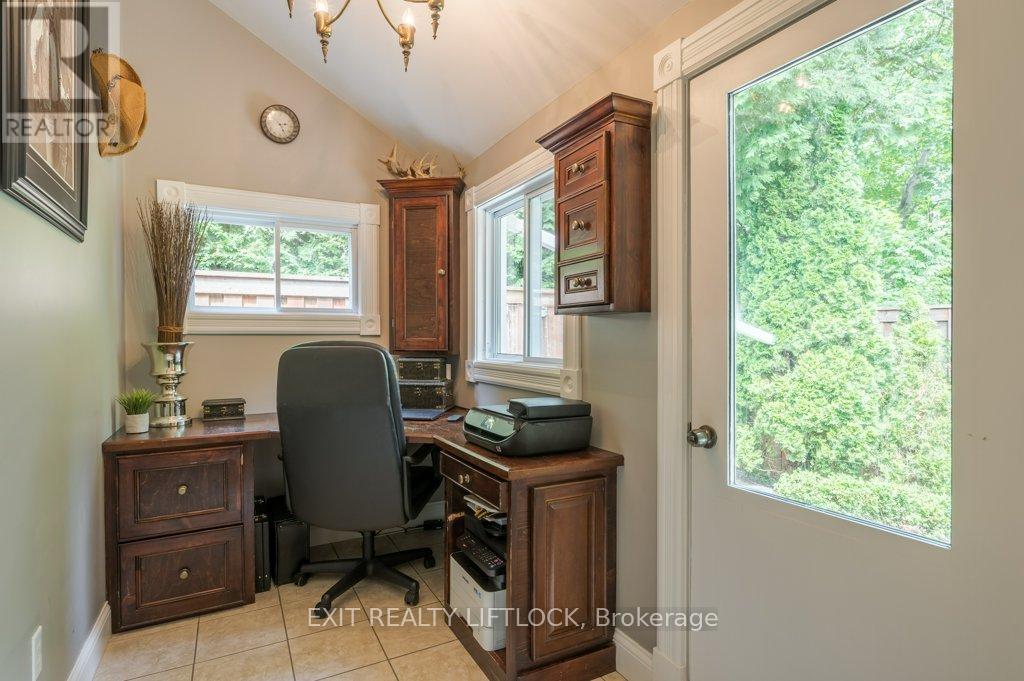 12 Cumberland Street, Port Hope, Ontario  L1A 1Z5 - Photo 24 - X12934094