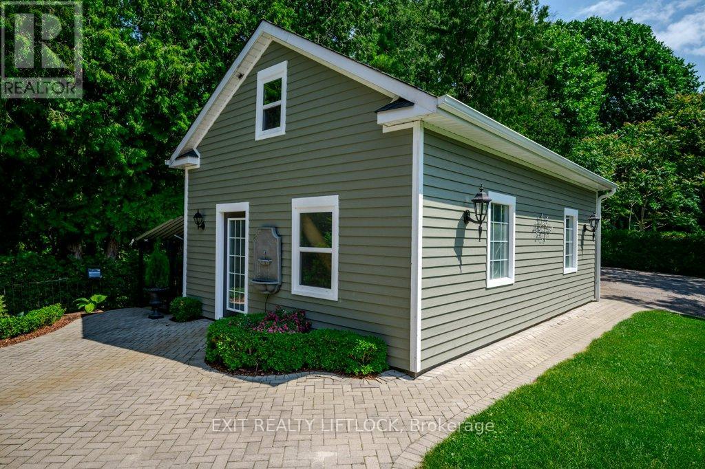 12 Cumberland Street, Port Hope, Ontario  L1A 1Z5 - Photo 35 - X12934094