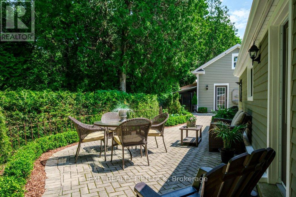 12 Cumberland Street, Port Hope, Ontario  L1A 1Z5 - Photo 38 - X12934094