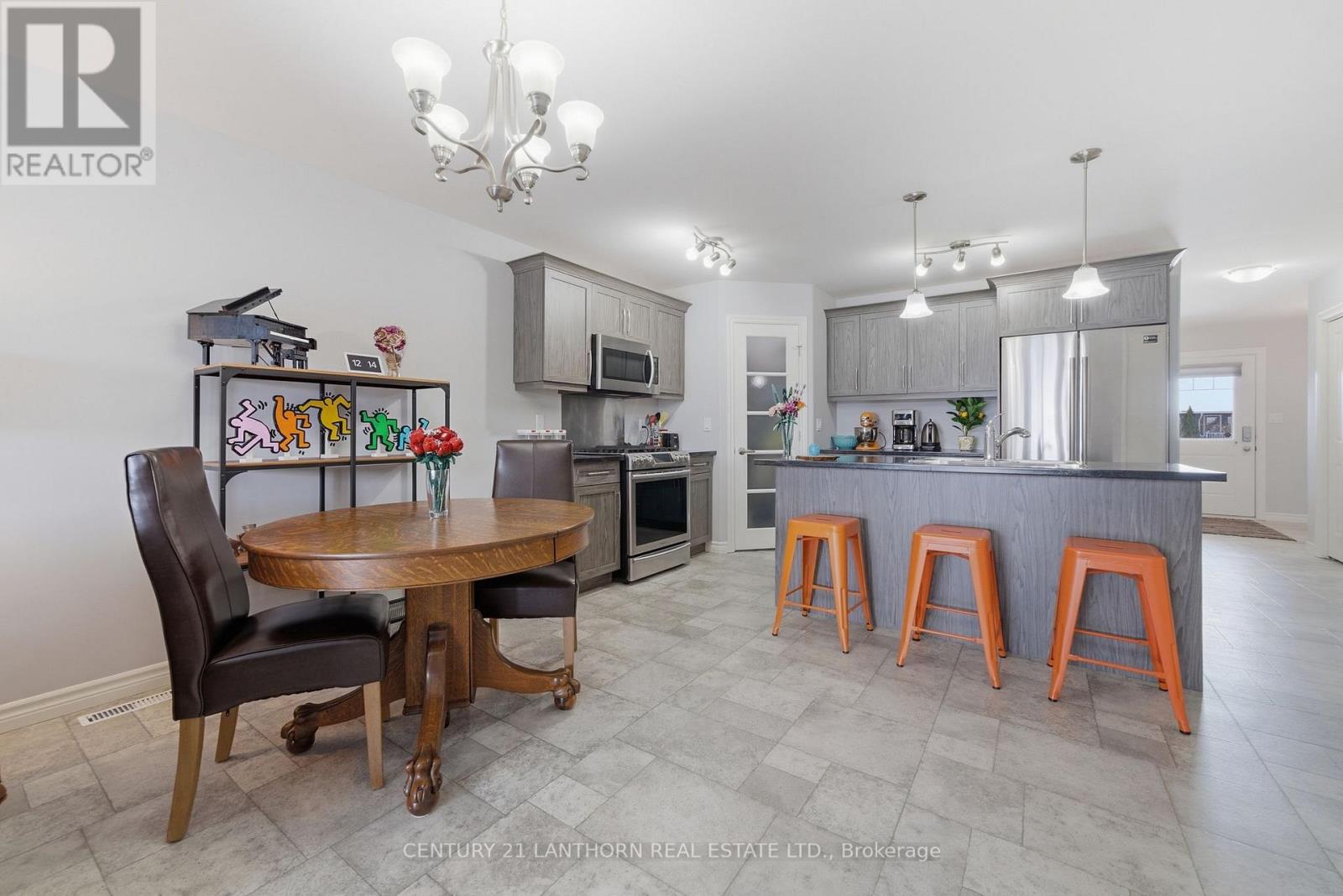 29 Sandhu Crescent, Belleville, Ontario  K8P 0G7 - Photo 15 - X12934118