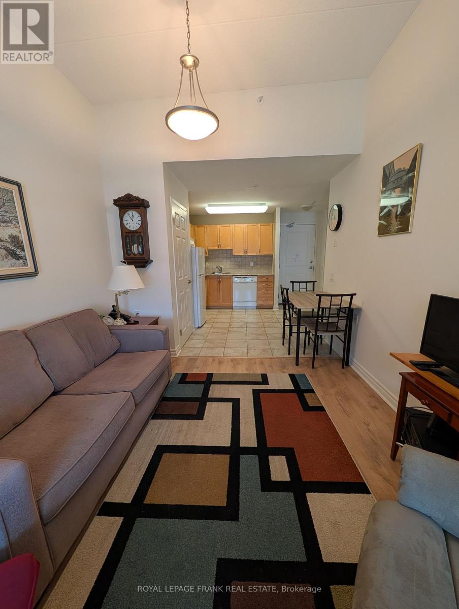 425 - 240 Chapel Street, Cobourg, Ontario  K9A 0E3 - Photo 12 - X12934160