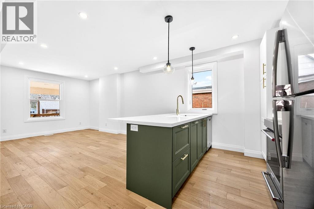 304 Park Street, Hamilton, Ontario  L9H 1Y9 - Photo 23 - 40815761