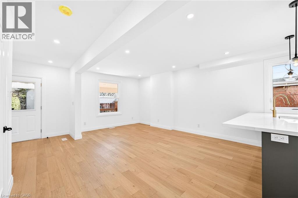 304 Park Street, Hamilton, Ontario  L9H 1Y9 - Photo 24 - 40815761