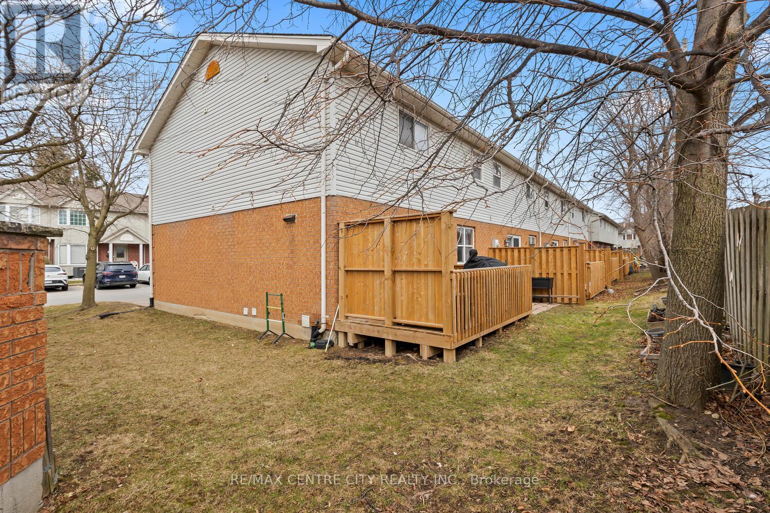 1 - 20 Kernohan Parkway, London South, Ontario  N6J 4Y3 - Photo 35 - X12934128