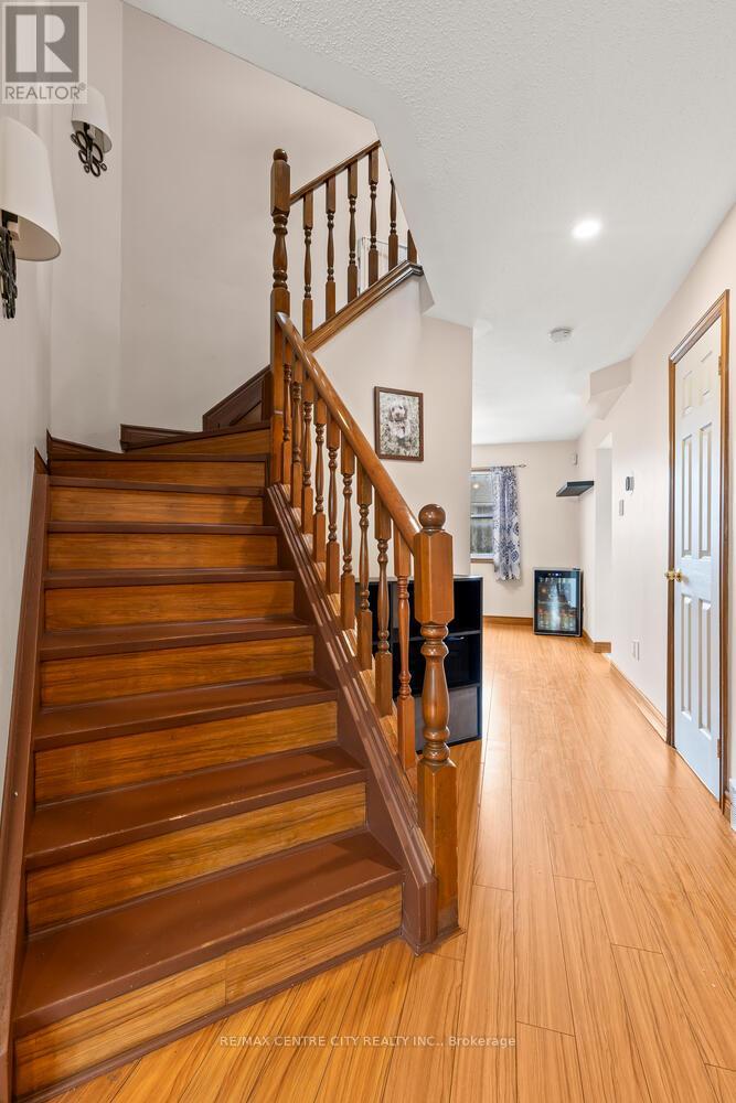 1 - 20 Kernohan Parkway, London South, Ontario  N6J 4Y3 - Photo 8 - X12934128