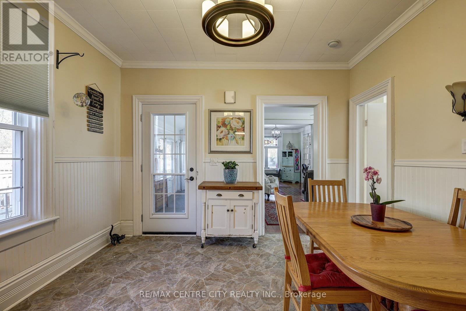 316 Talbot Street E, Aylmer, Ontario  N5H 1H9 - Photo 11 - X12934168