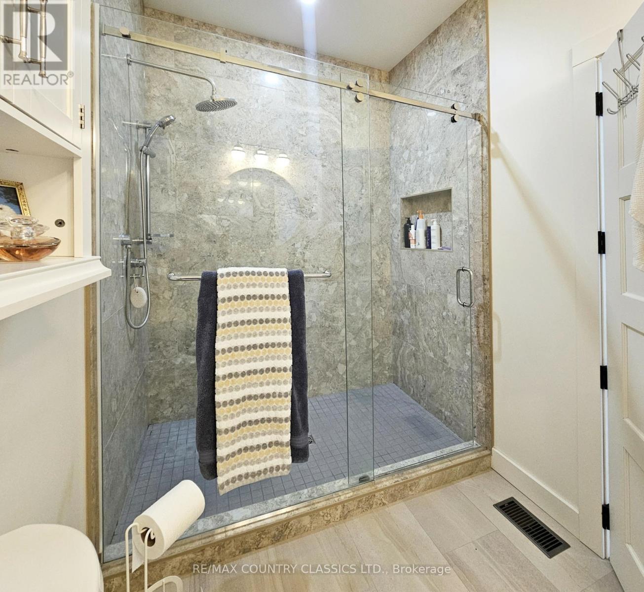 253 Grunwald Road, Madawaska Valley, Ontario  K0J 1L0 - Photo 24 - X12934096