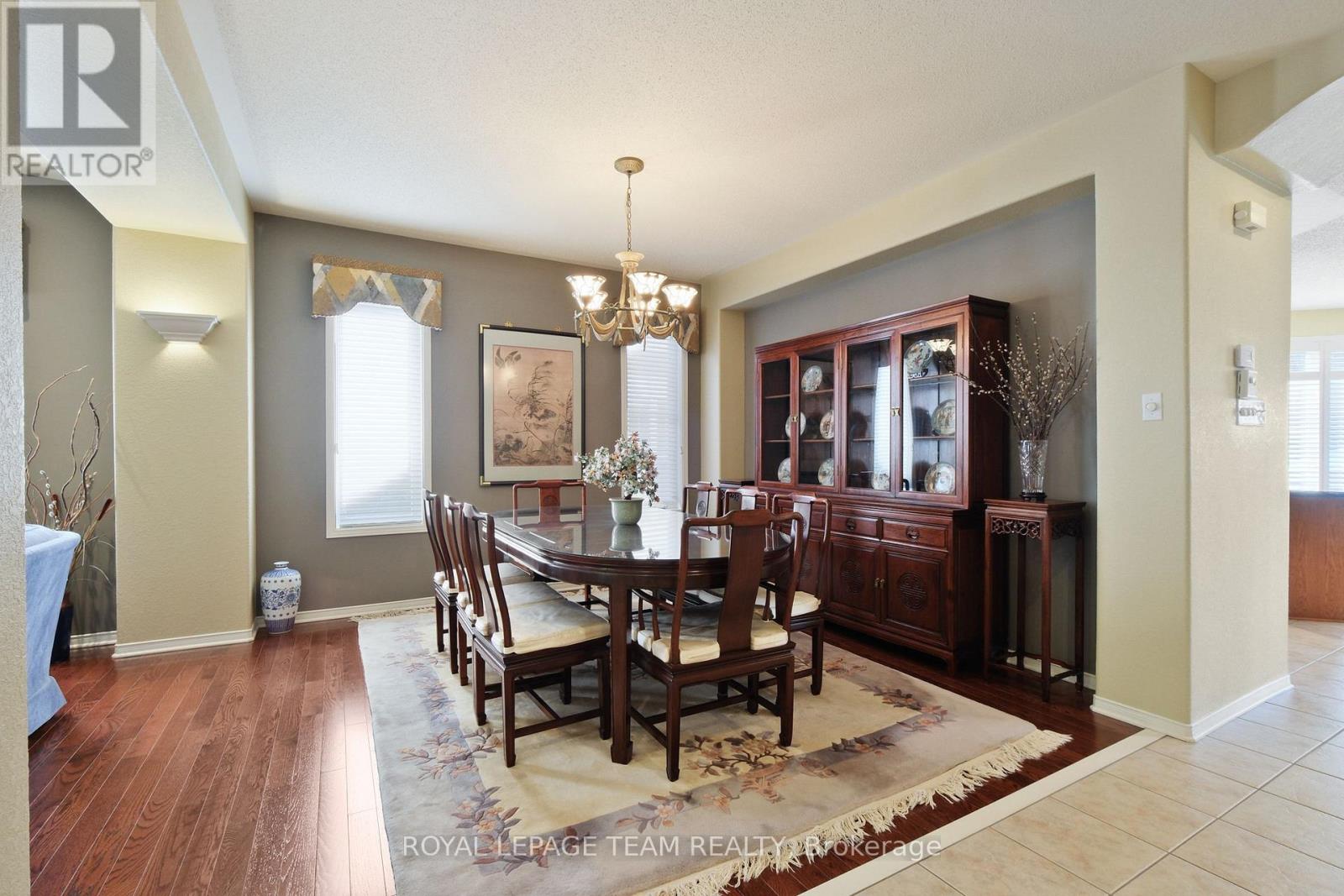 2885 Brigham Way, Ottawa, Ontario  K1T 3Y8 - Photo 9 - X12934114