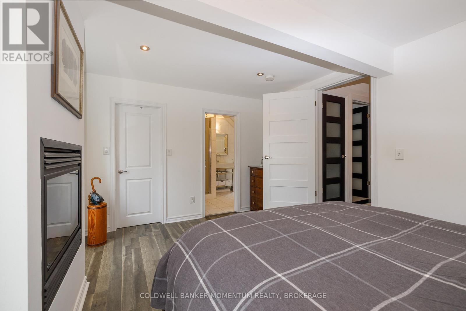 113 Centre Street, Niagara-On-The-Lake, Ontario  L0S 1J0 - Photo 14 - X12934098