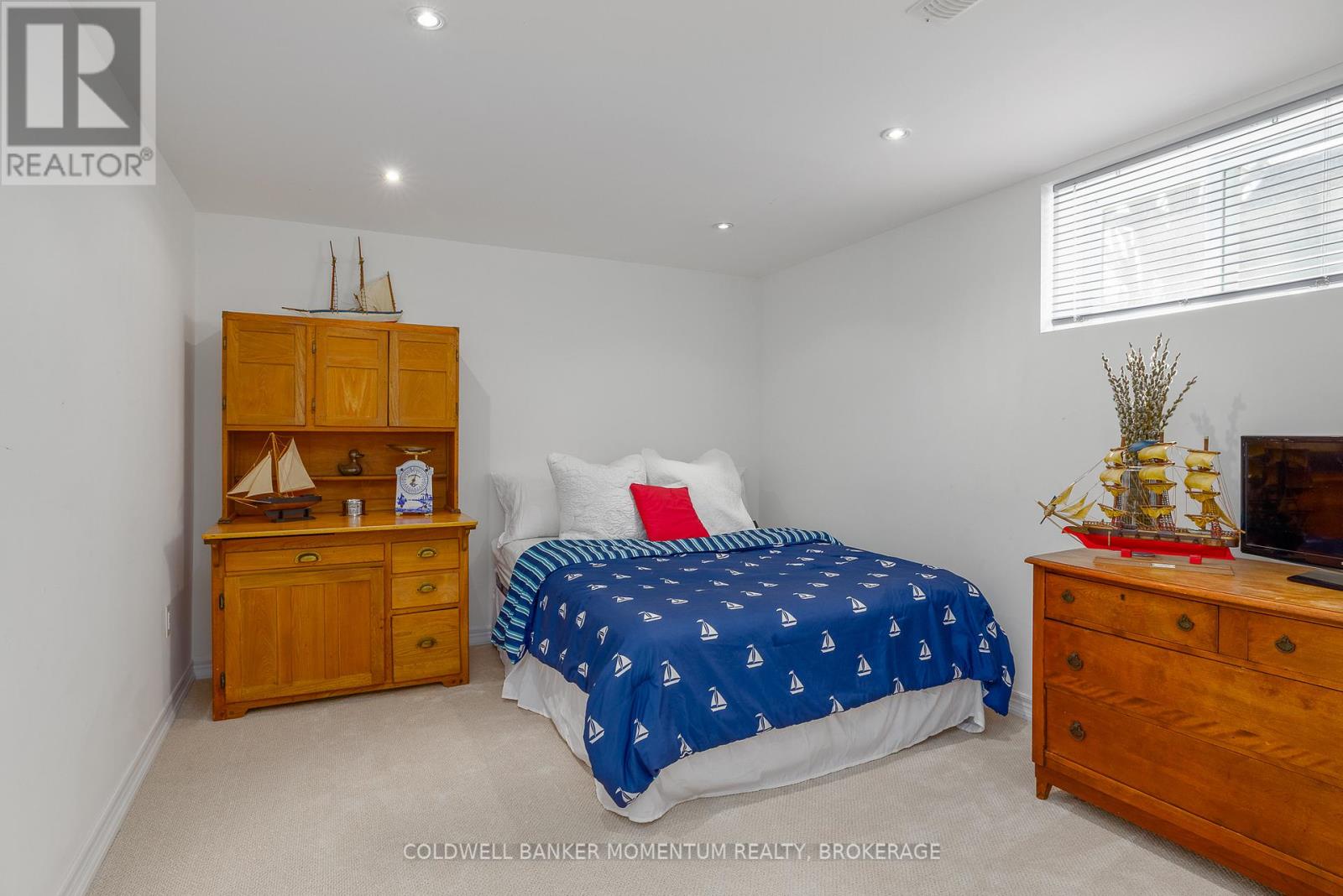 113 Centre Street, Niagara-On-The-Lake, Ontario  L0S 1J0 - Photo 19 - X12934098