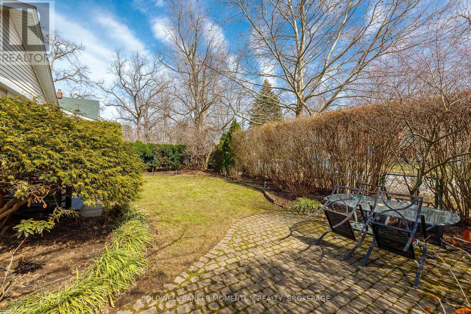 113 Centre Street, Niagara-On-The-Lake, Ontario  L0S 1J0 - Photo 25 - X12934098