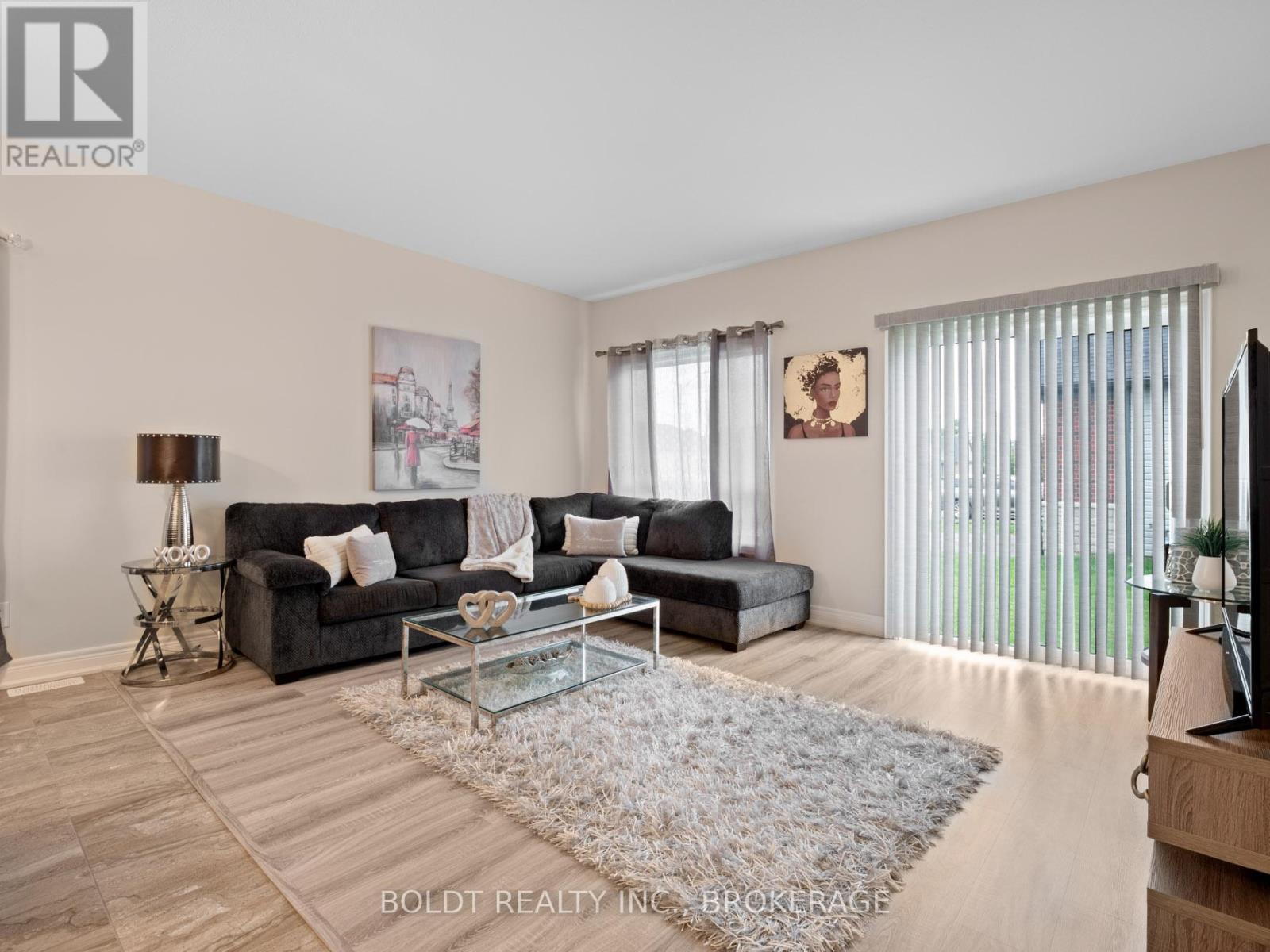 412 Hummel Crescent, Fort Erie, Ontario  L2A 0E8 - Photo 15 - X12934132