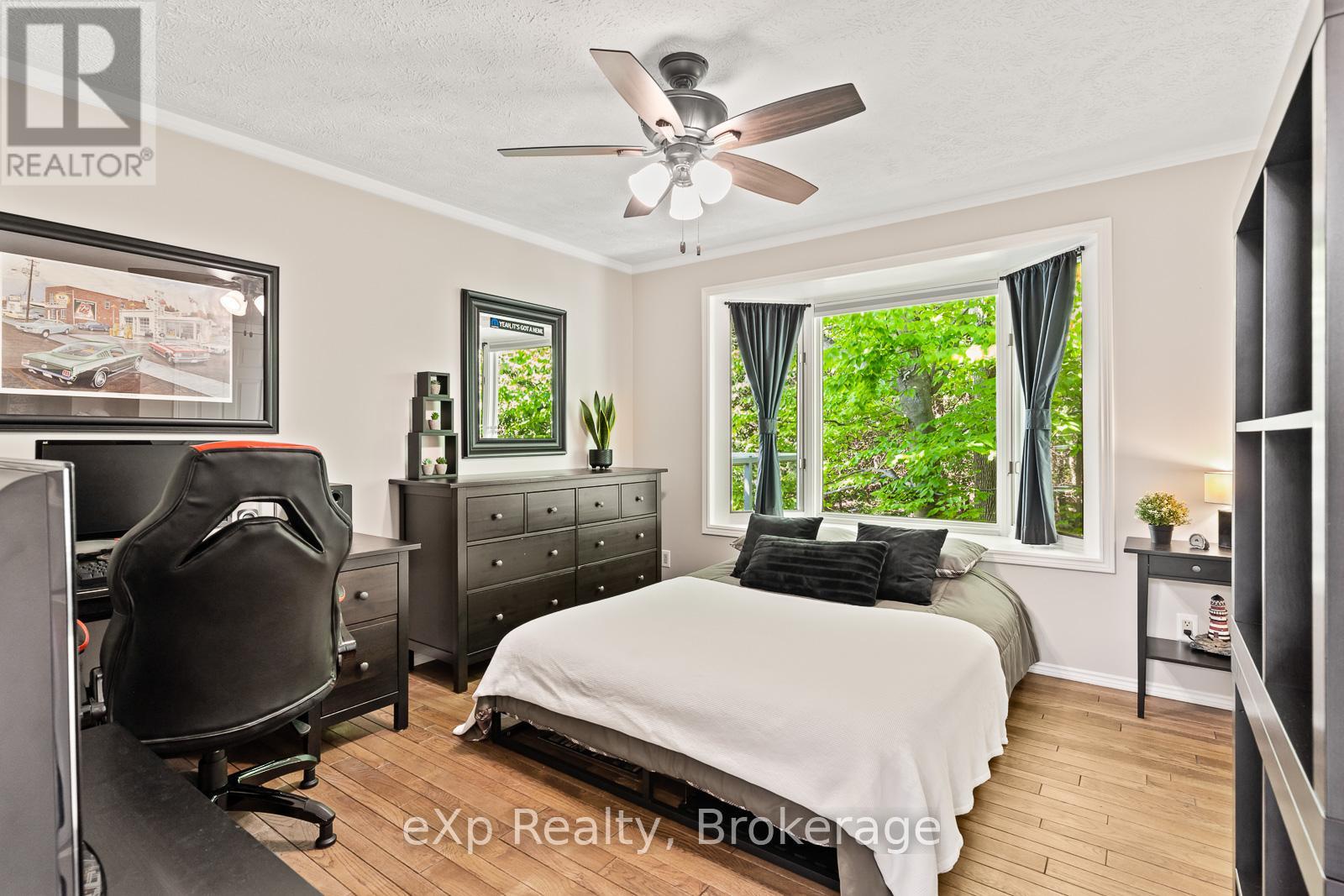 900 Berford Street, South Bruce Peninsula, Ontario  N0H 2T0 - Photo 21 - X12934086