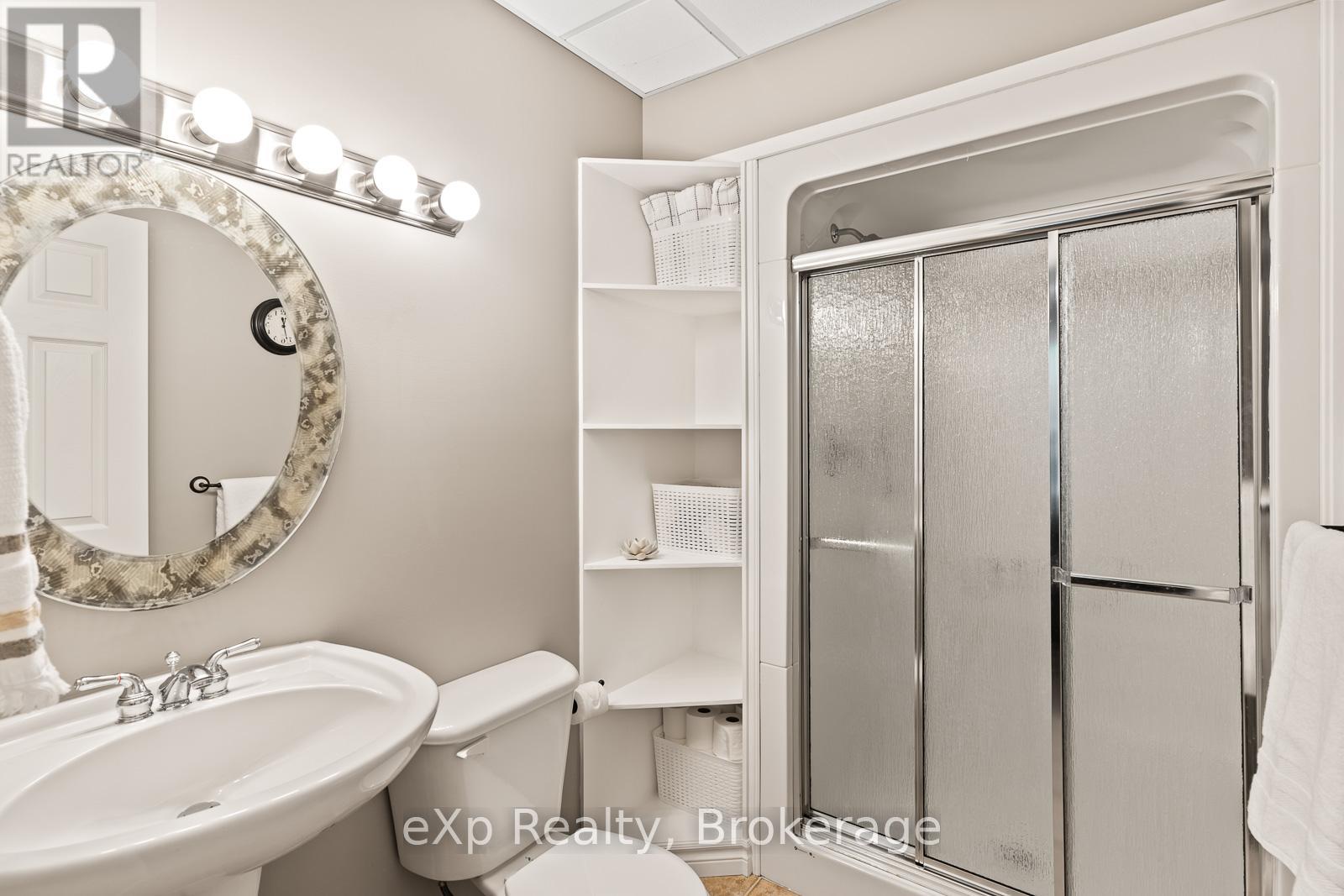 900 Berford Street, South Bruce Peninsula, Ontario  N0H 2T0 - Photo 43 - X12934088