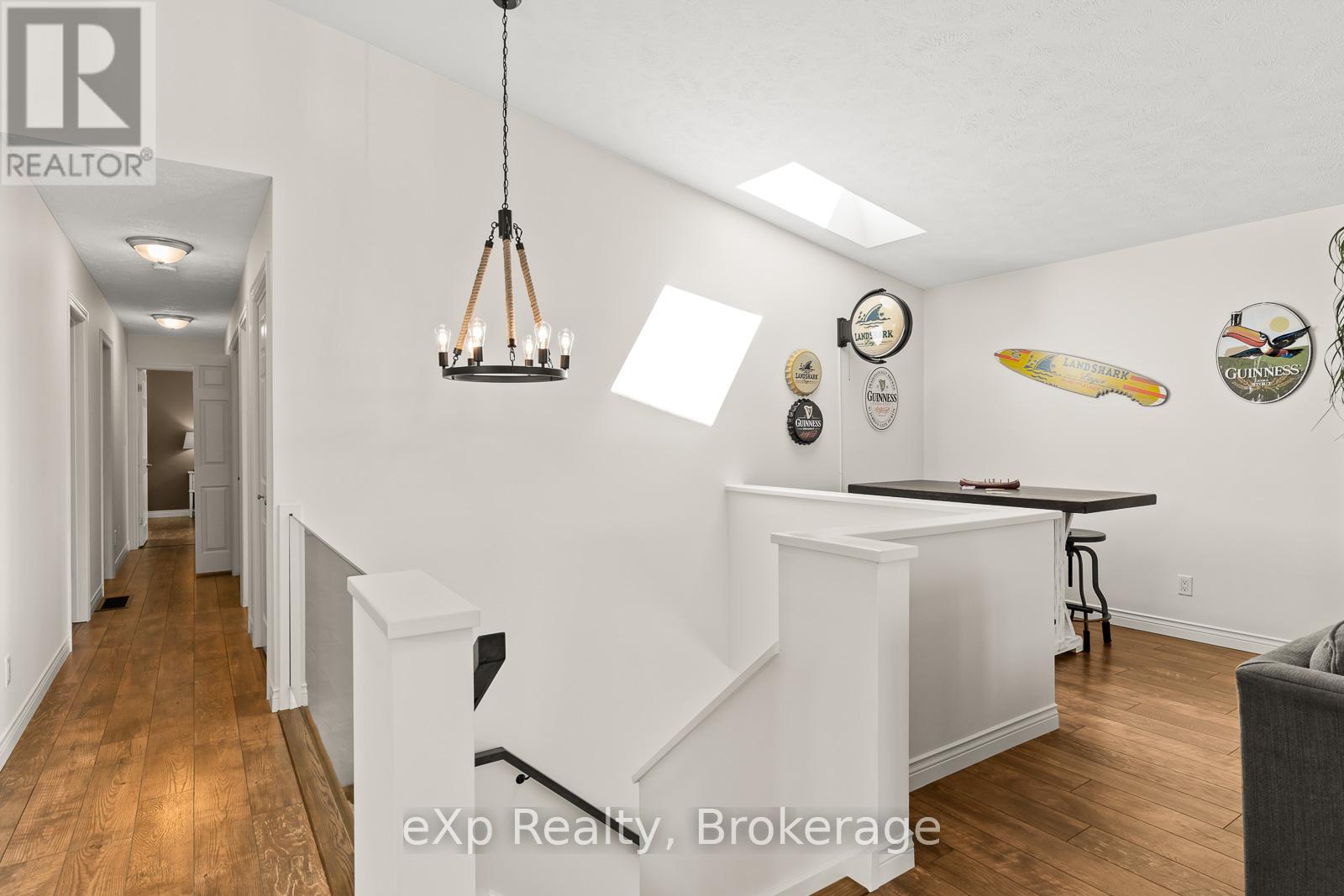 900 Berford Street, South Bruce Peninsula, Ontario  N0H 2T0 - Photo 5 - X12934088