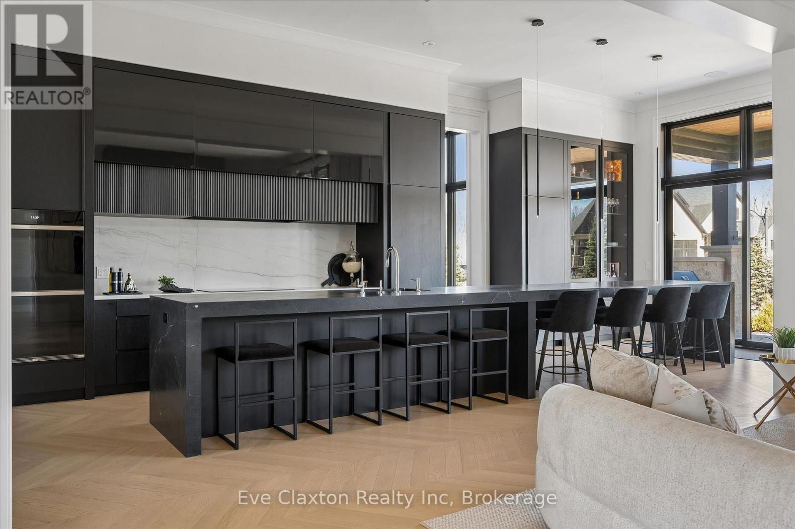 112 Heritage Lake Drive, Puslinch, Ontario  N0B 2J0 - Photo 16 - X12934126