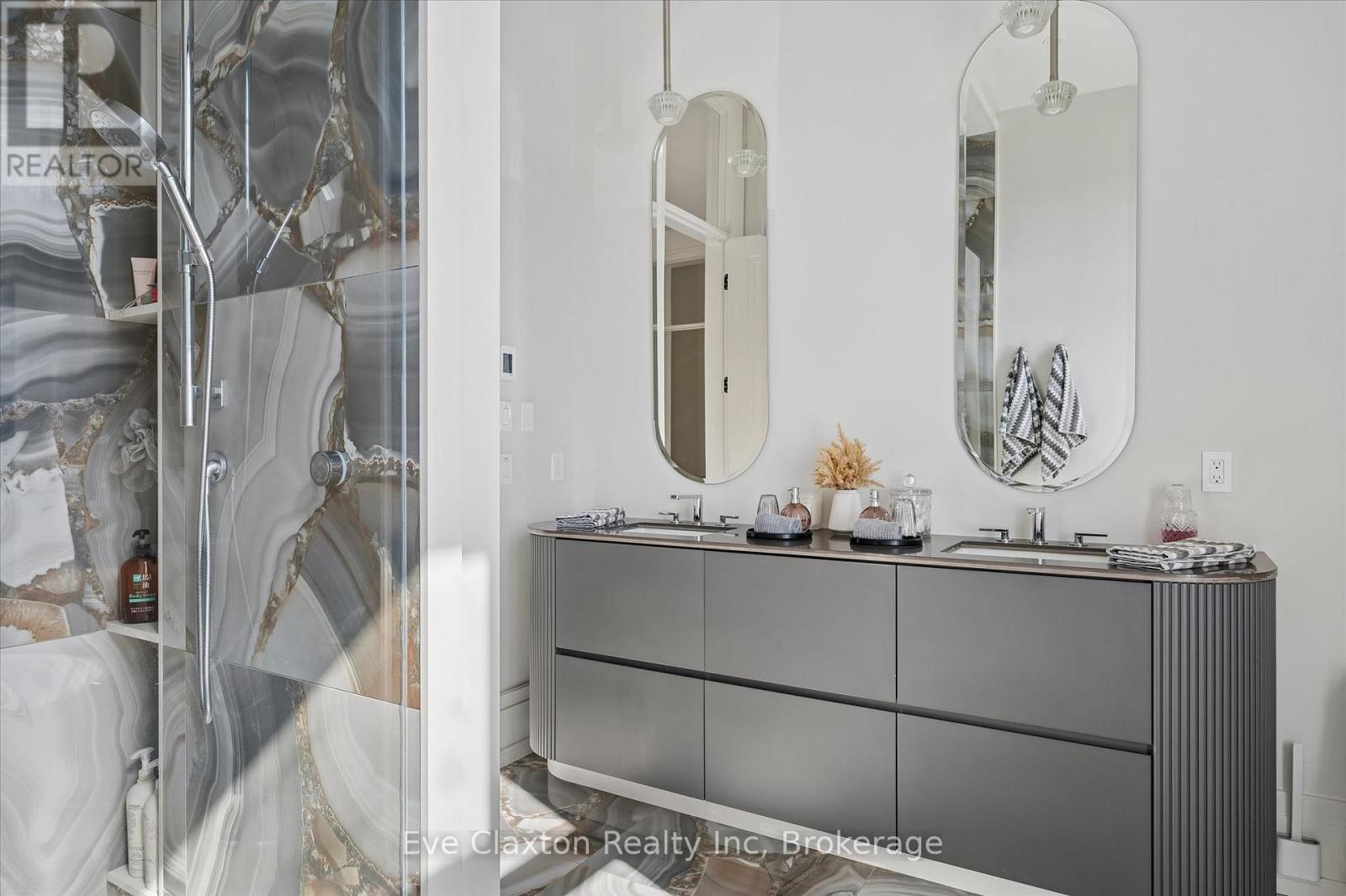 112 Heritage Lake Drive, Puslinch, Ontario  N0B 2J0 - Photo 24 - X12934126