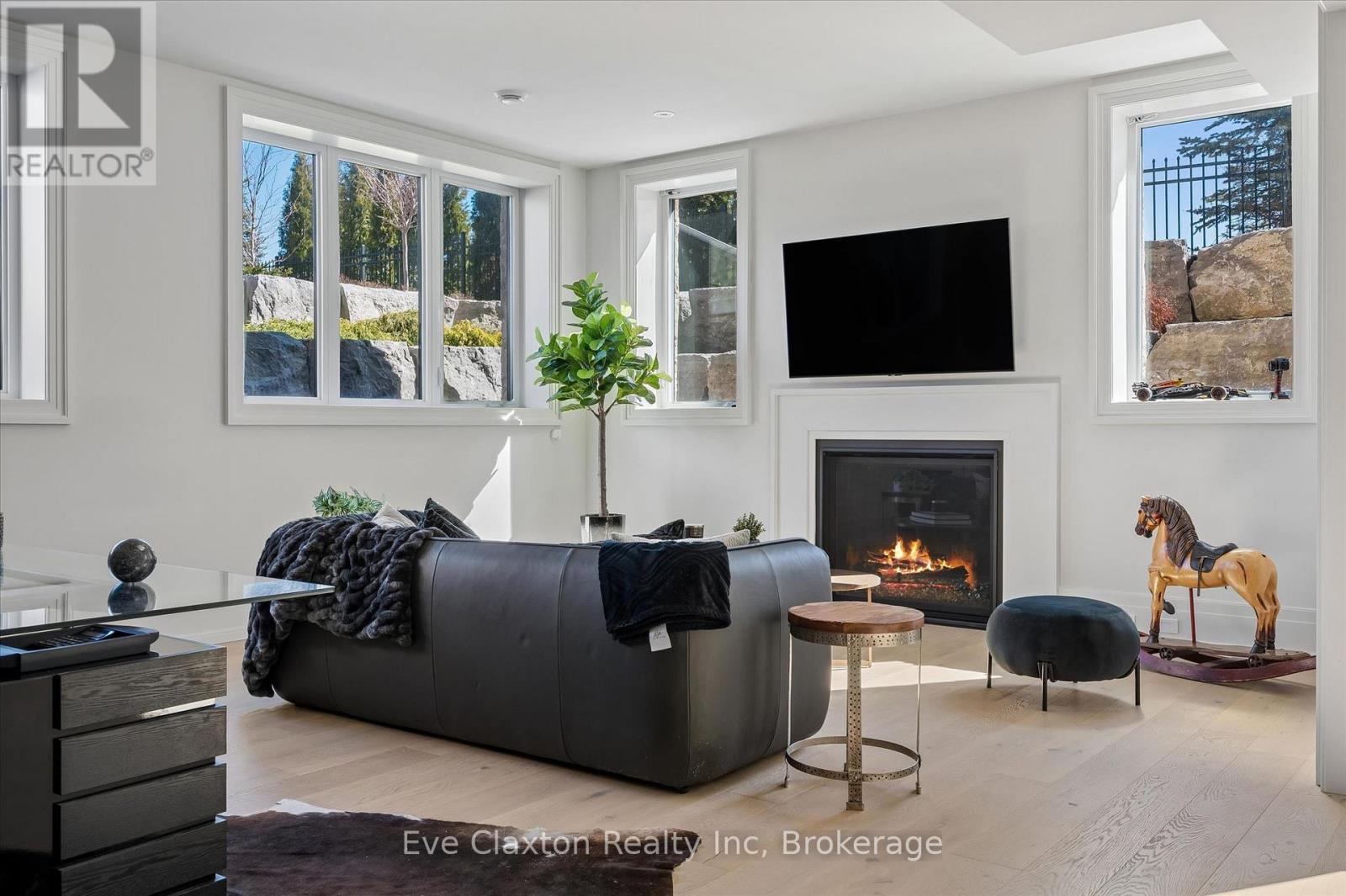 112 Heritage Lake Drive, Puslinch, Ontario  N0B 2J0 - Photo 33 - X12934126