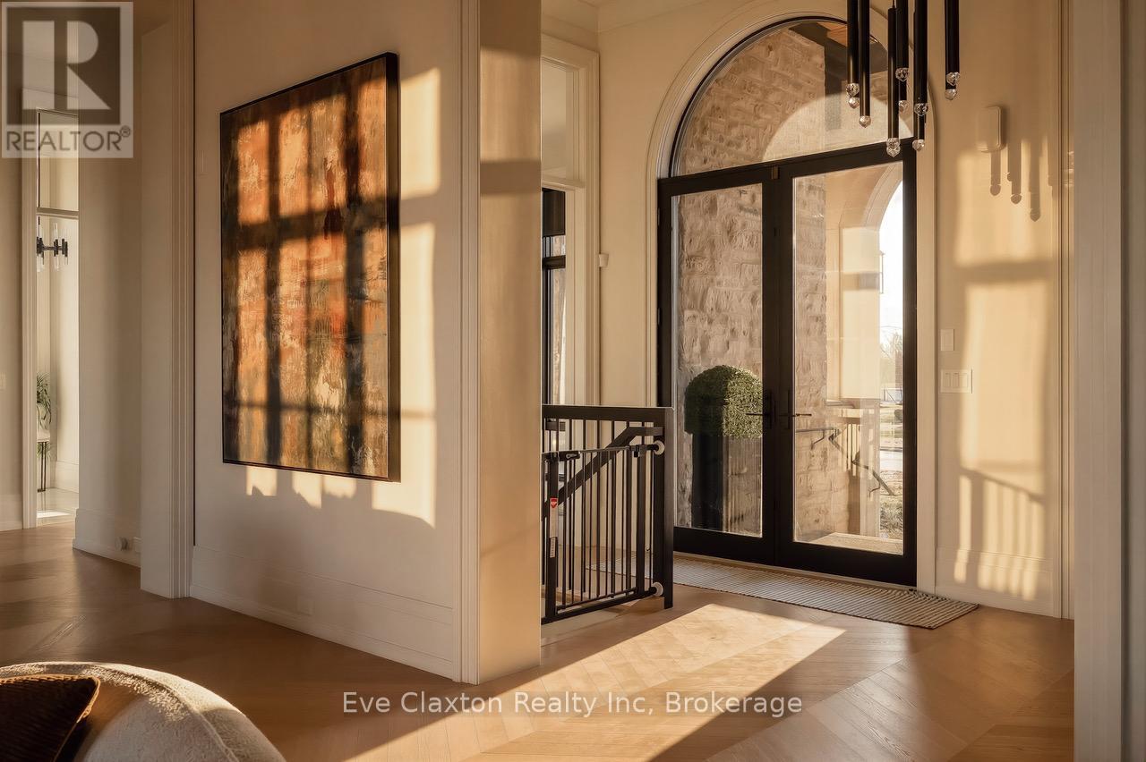 112 Heritage Lake Drive, Puslinch, Ontario  N0B 2J0 - Photo 4 - X12934126