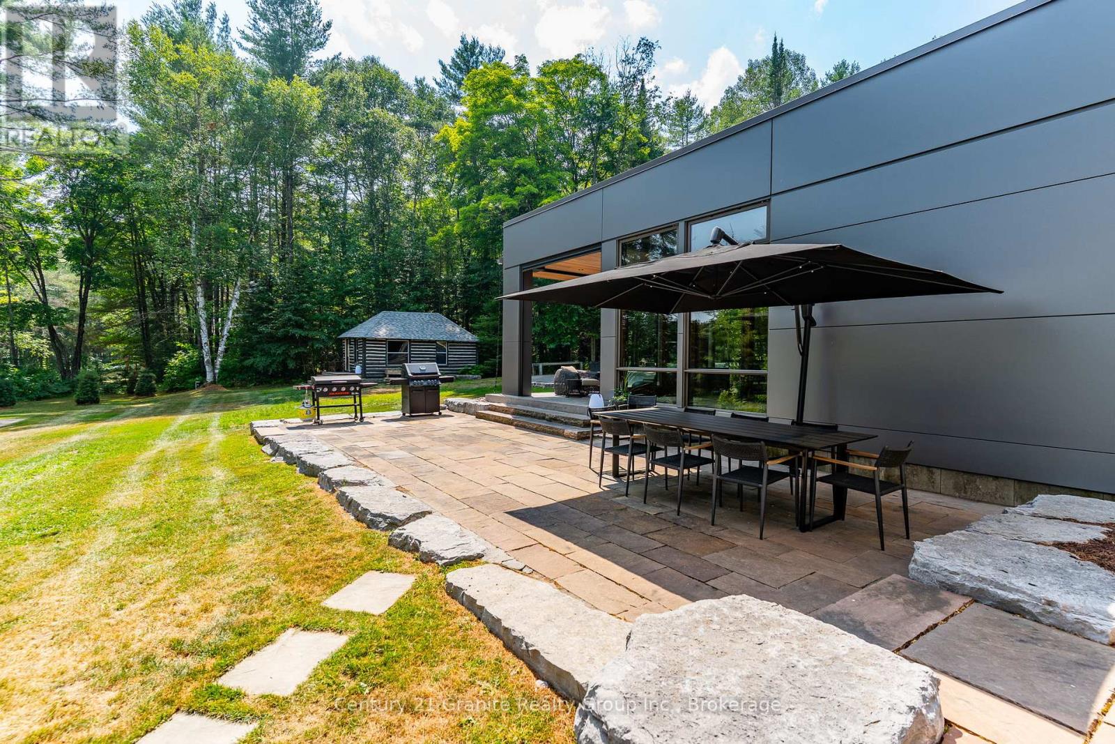 1085 Grace Road, Minden Hills, Ontario  K0M 2K0 - Photo 28 - X12934162