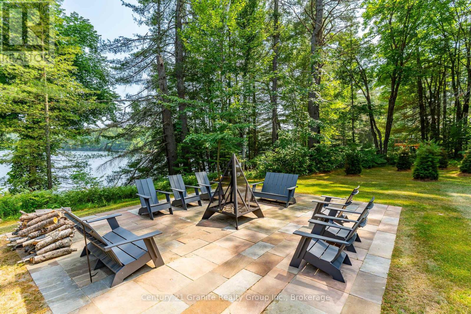 1085 Grace Road, Minden Hills, Ontario  K0M 2K0 - Photo 35 - X12934162