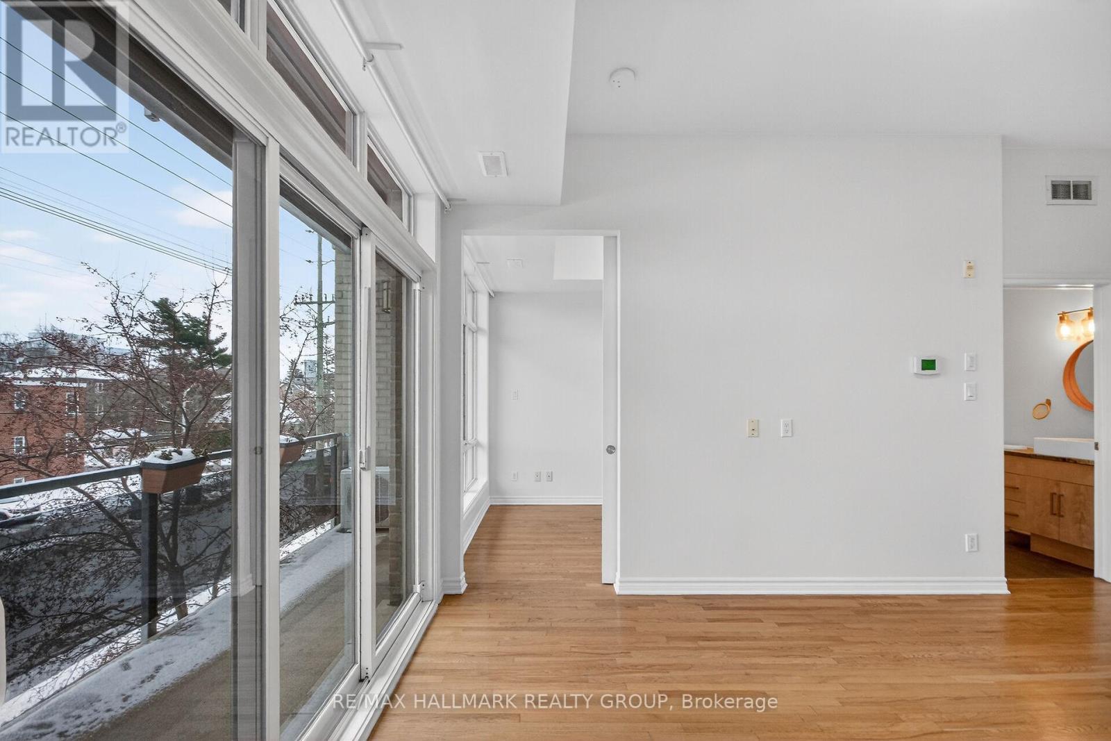 210 - 682 Churchill Avenue N, Ottawa, Ontario  K1Z 5G5 - Photo 13 - X12890732