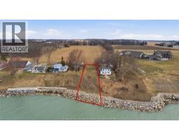 143 HOWE, Essex, Ontario