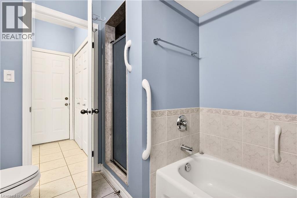 26 Manitoulin Trail, Glanbrook, Ontario  L9B 2X8 - Photo 20 - 40803550