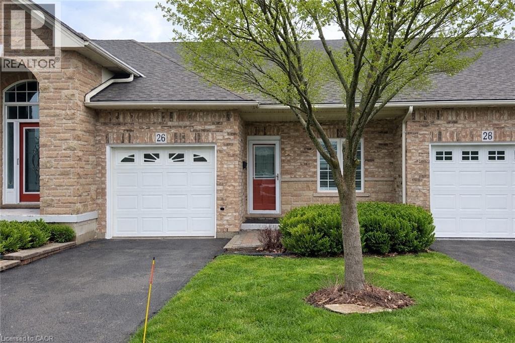 26 MANITOULIN Trail, Glanbrook, Ontario