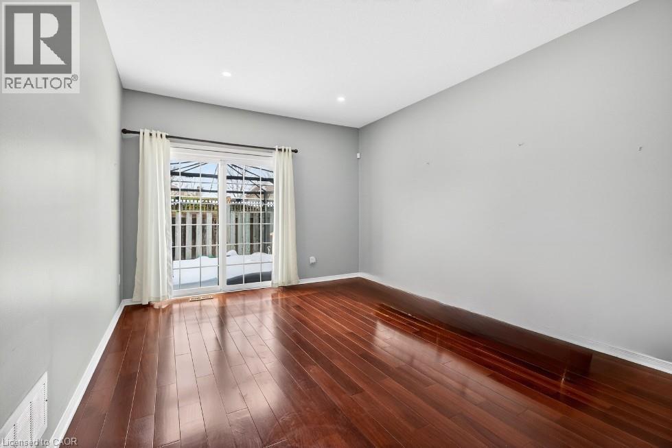 26 Manitoulin Trail, Glanbrook, Ontario  L9B 2X8 - Photo 11 - 40803550